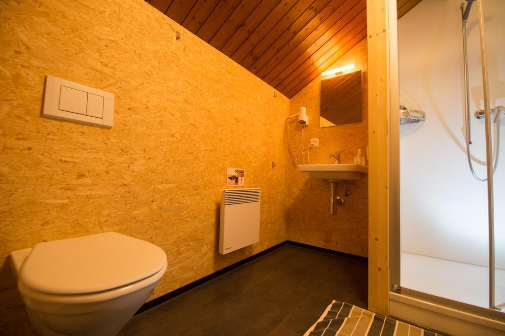 Sust Lodge Am Gotthard Hospental Exterior foto