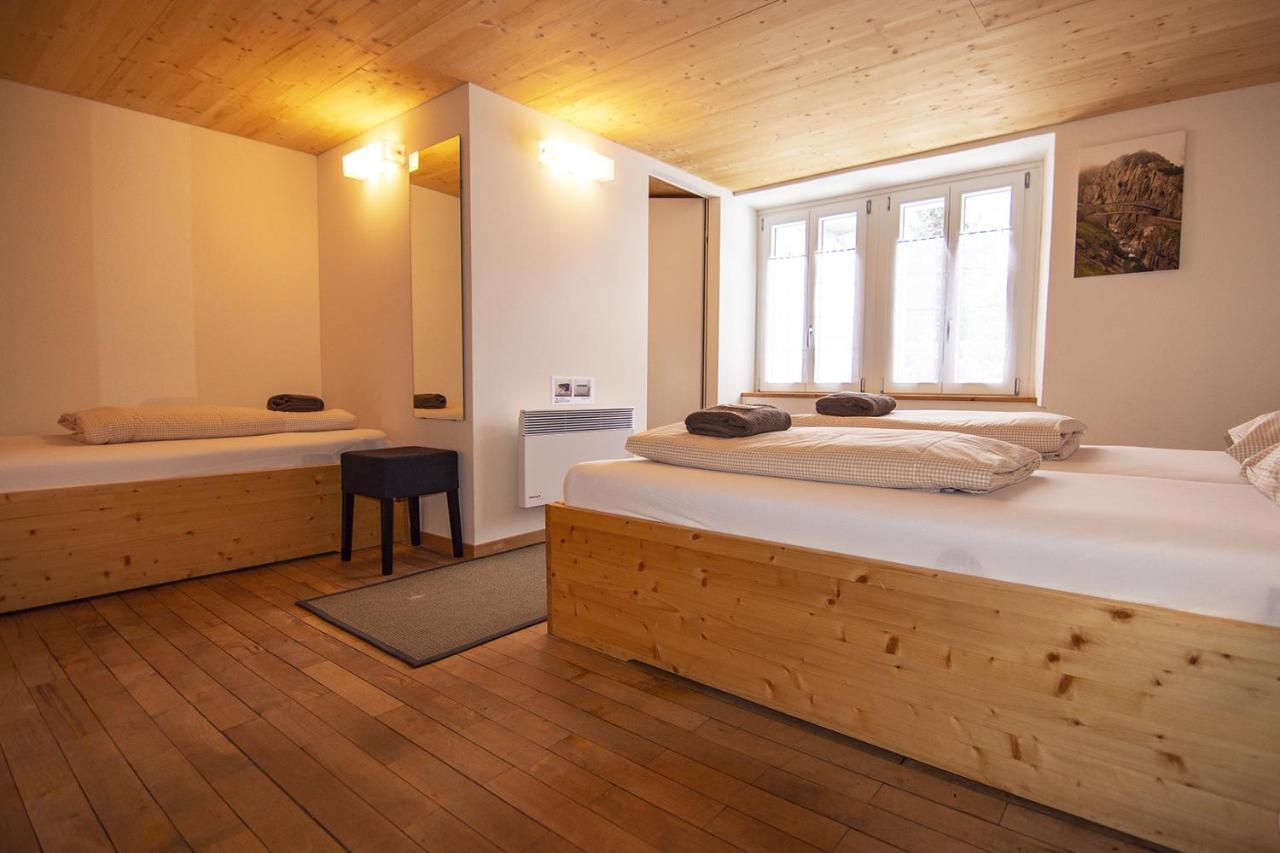 Sust Lodge Am Gotthard Hospental Exterior foto