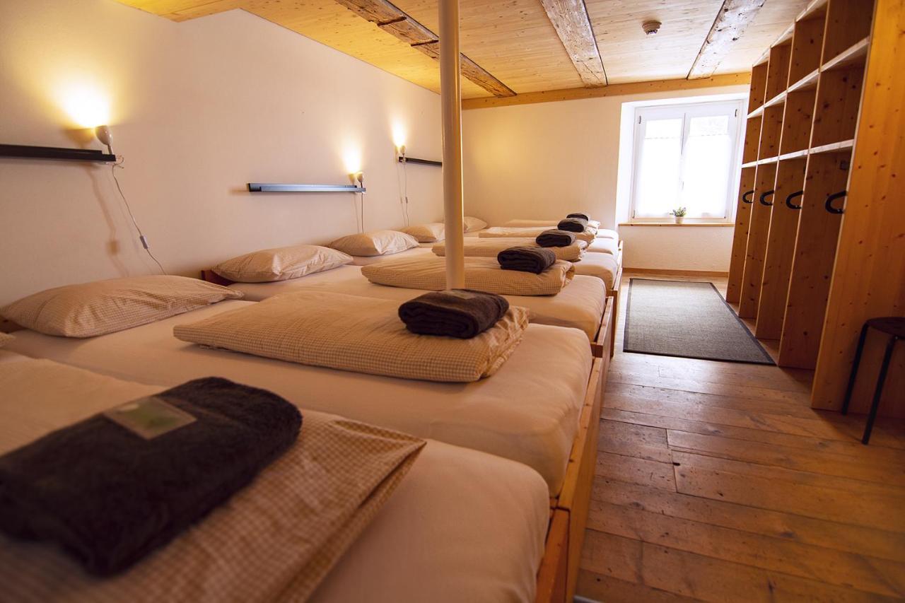 Sust Lodge Am Gotthard Hospental Exterior foto