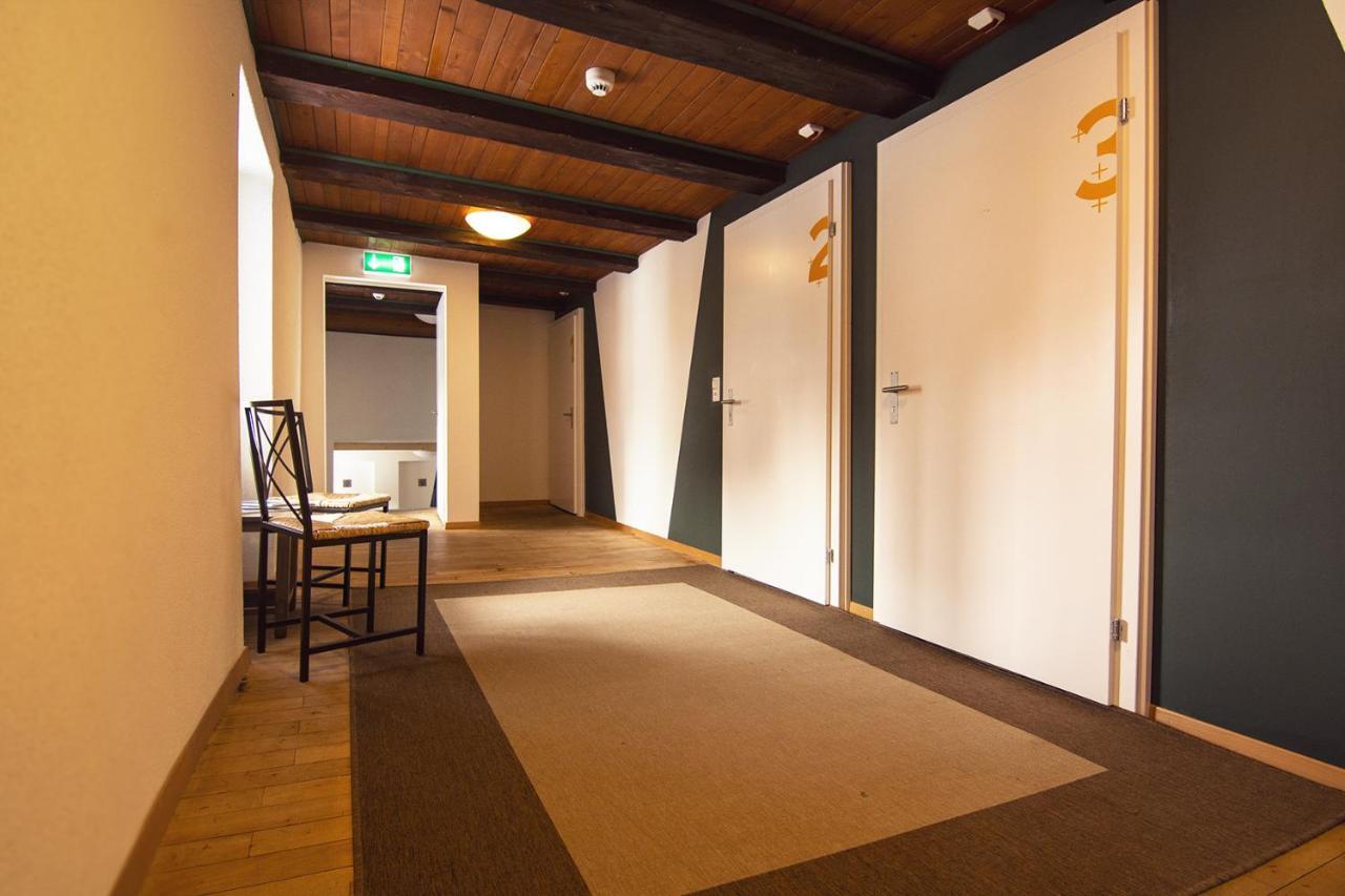 Sust Lodge Am Gotthard Hospental Exterior foto